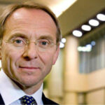 John Manzoni head and shoulders